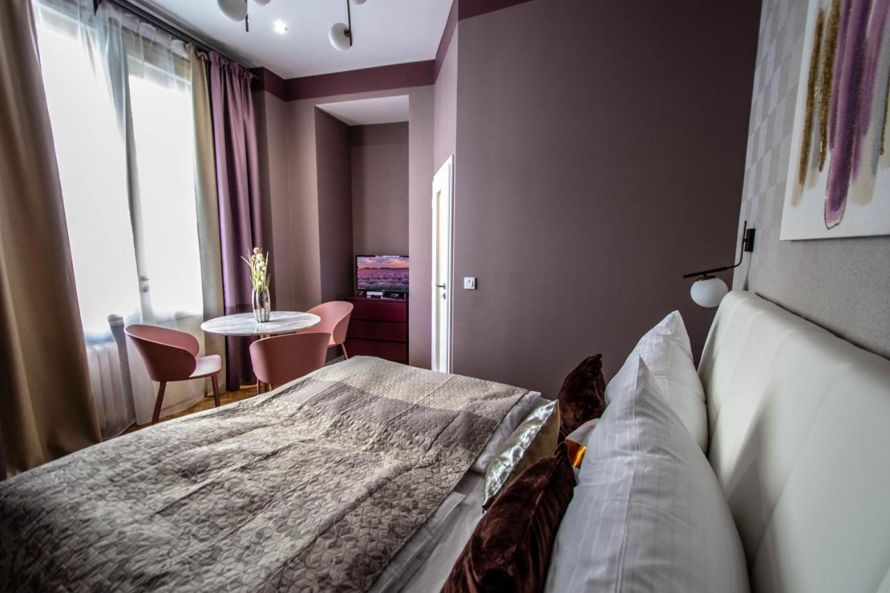 Colorful Day In Prague Design Apartments Esterno foto