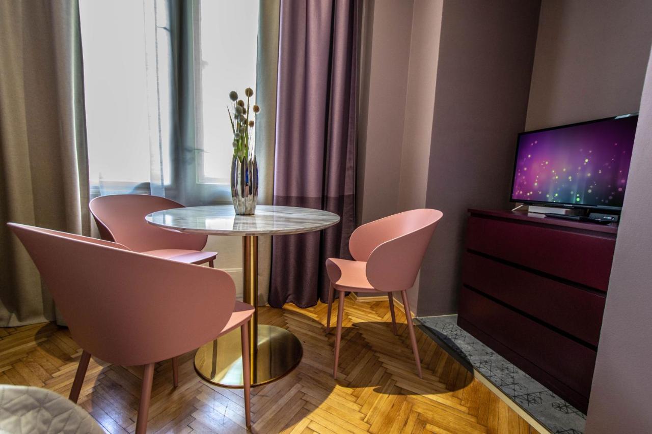 Colorful Day In Prague Design Apartments Esterno foto
